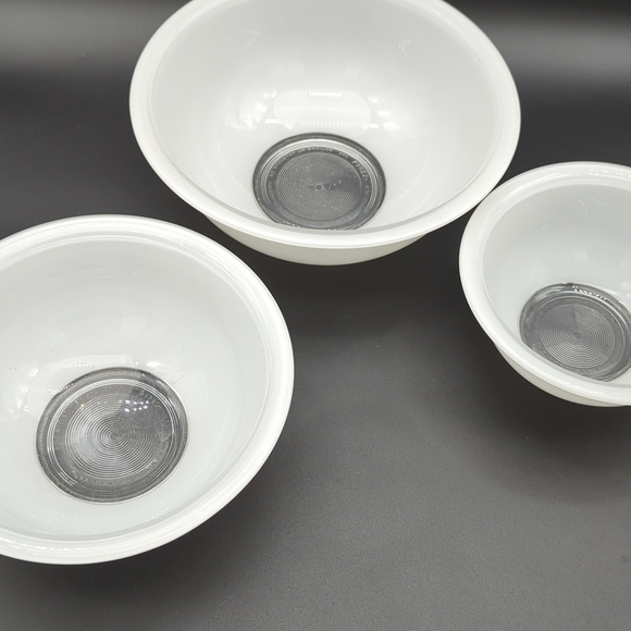 Rare Pyrex bowl set - Picture 2 of 5